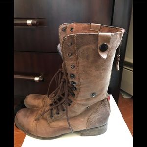 Steve Madden Roll Over Combat 🥾